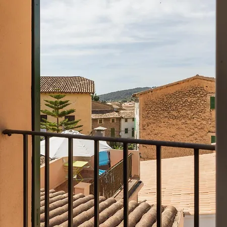 Can Karlito Hotel
